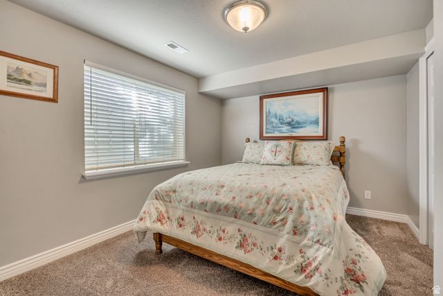 1143 W HOLLOW VIEW WAY, West Jordan, UT 84084