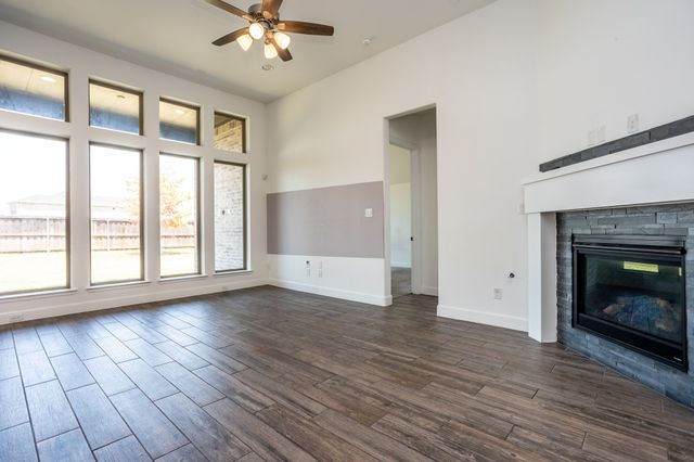 340 Moonvine Drive, Little Elm, TX 75068