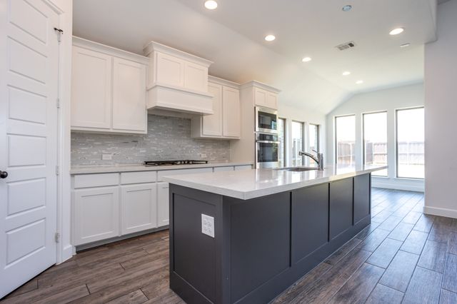 340 Moonvine Drive, Little Elm, TX 75068
