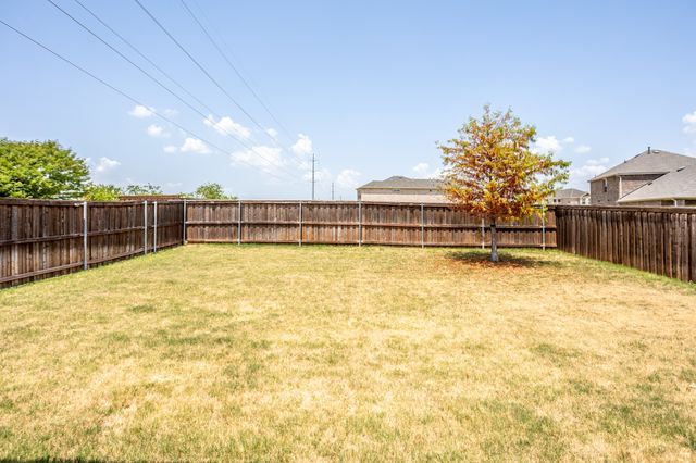340 Moonvine Drive, Little Elm, TX 75068