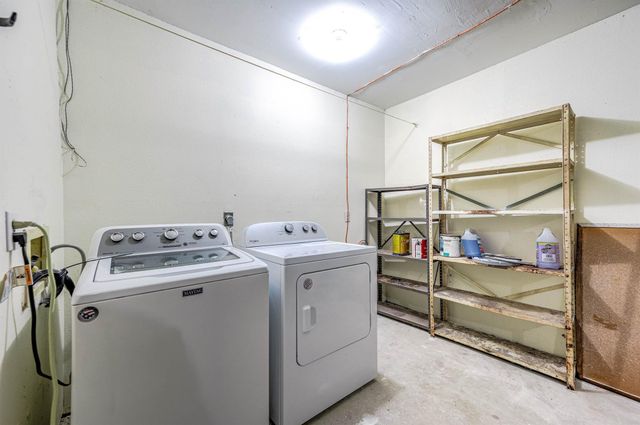 720 S Remington Drive, Angleton, TX 77515