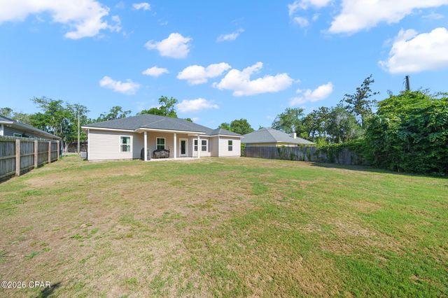 1607 Montana Avenue, Lynn Haven, FL 32444