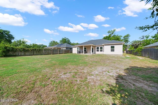 1607 Montana Avenue, Lynn Haven, FL 32444
