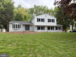 107 CYPRESS CIR, Richboro, PA 18954