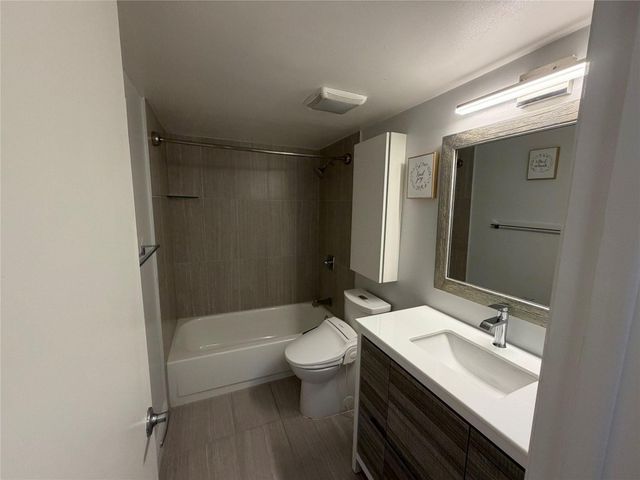 1101 River Reach Drive 205, Fort Lauderdale, FL 33315