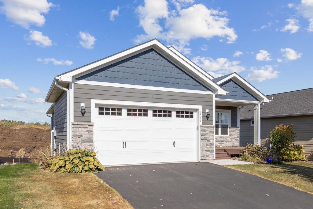 1029 Trebbiano Lane N, Watertown, MN 55388
