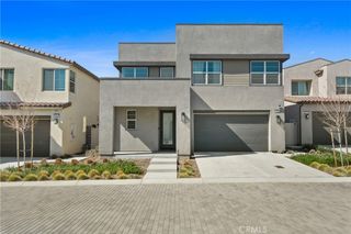 15916 Caterpillar Drive, Fontana, CA 92336