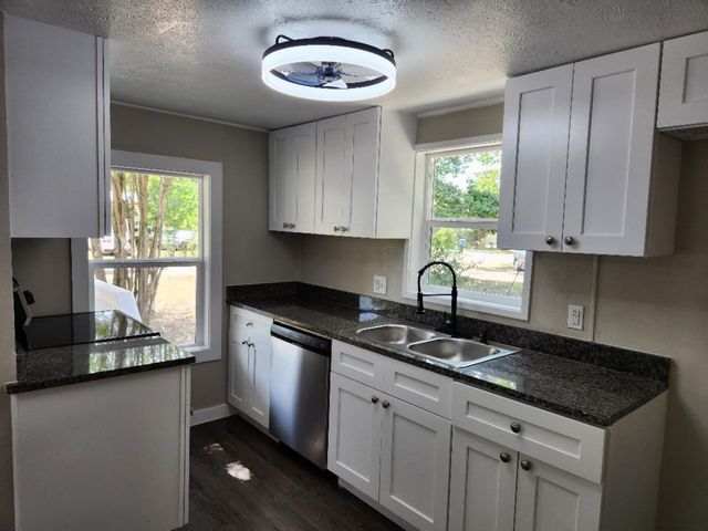 728 Hudson Road, Conroe, TX 77304