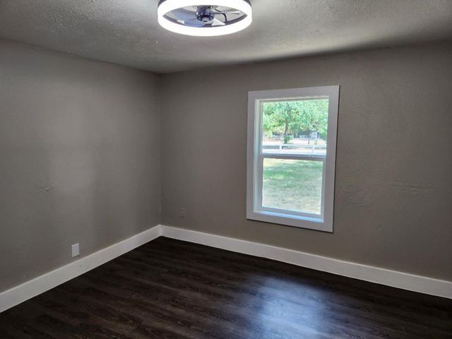 728 Hudson Road, Conroe, TX 77304