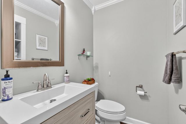 3401 Big Bend Bend A, Kalamazoo, MI 49048