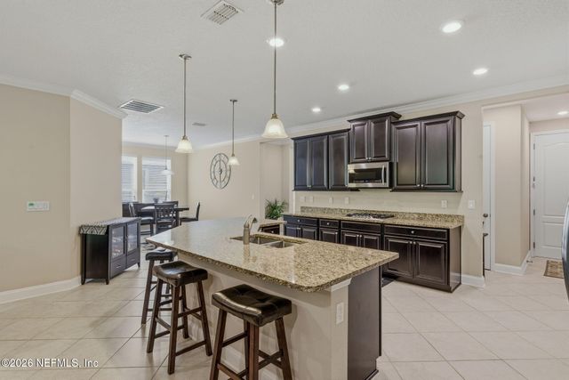 753 ASPEN LEAF Drive, Jacksonville, FL 32081