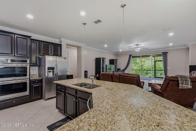 753 ASPEN LEAF Drive, Jacksonville, FL 32081