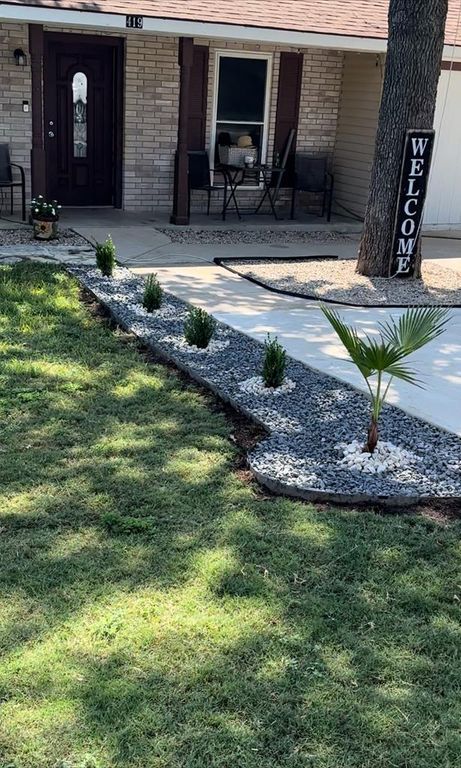 419 Goss St, Kerrville, TX 78028