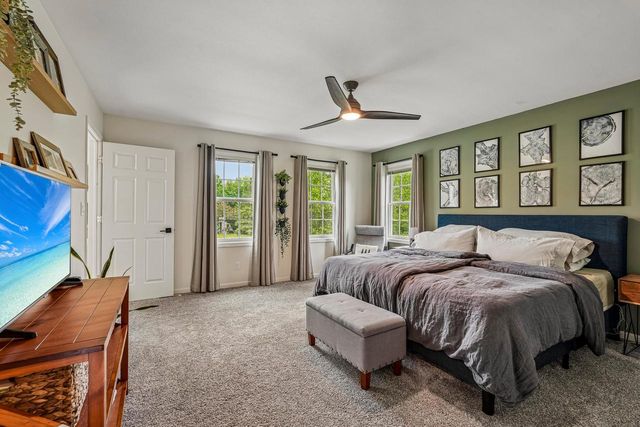 1338 Chickadee LANE, Grafton, WI 53024
