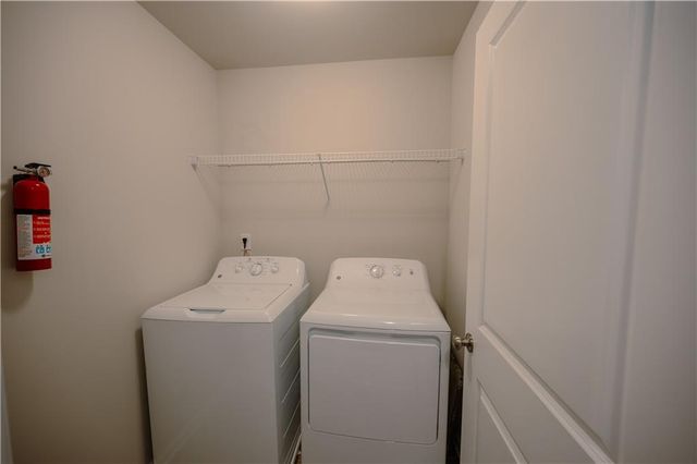 3177 Meadowstone SW Lane, Atlanta, GA 30331