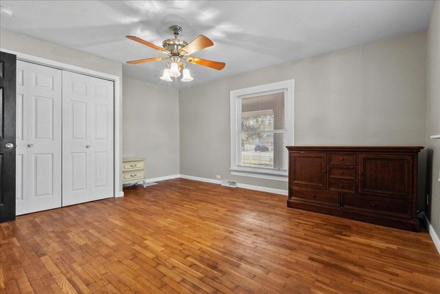 692 W Bridge Street, Plainwell, MI 49080