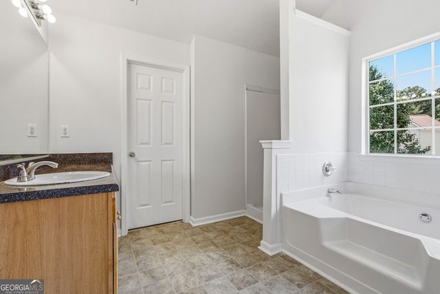 2571 N Hill Parkway, Riverdale, GA 30296