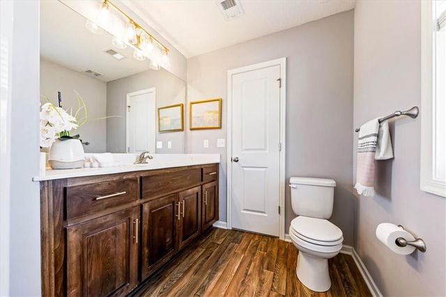 25137 W 147th Court, Olathe, KS 66061