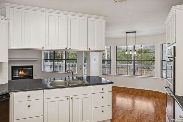 247 Center Point Dr E, Center Point, TX 78010
