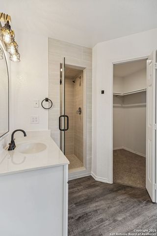 247 Center Point Dr E, Center Point, TX 78010