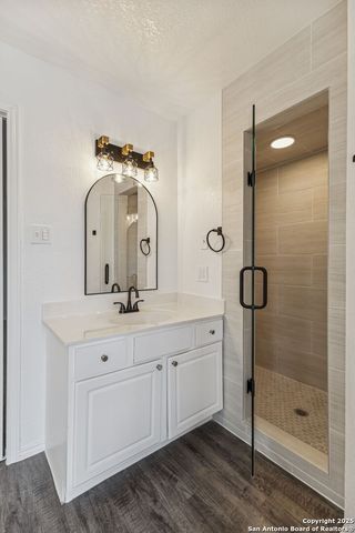 247 Center Point Dr E, Center Point, TX 78010