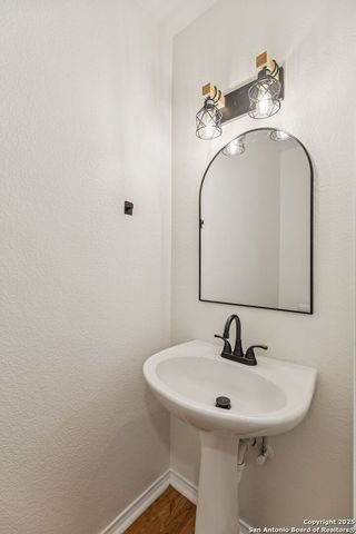 247 Center Point Dr E, Center Point, TX 78010