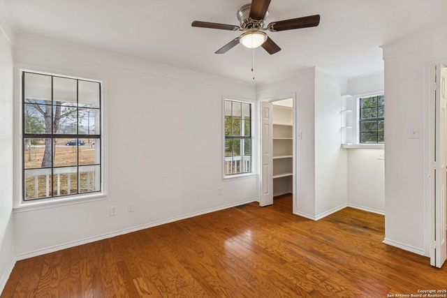 247 Center Point Dr E, Center Point, TX 78010