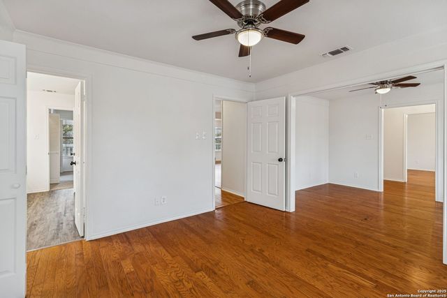 247 Center Point Dr E, Center Point, TX 78010
