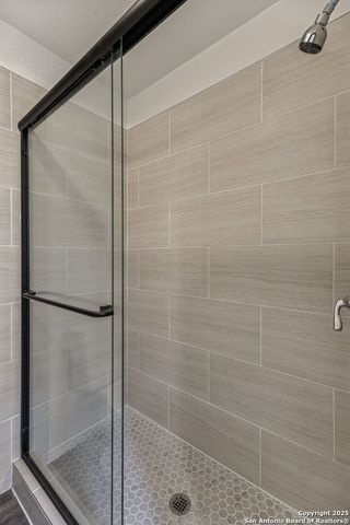 247 Center Point Dr E, Center Point, TX 78010