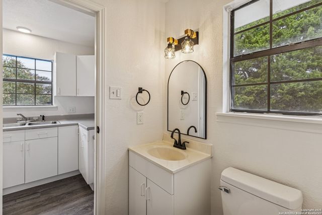 247 Center Point Dr E, Center Point, TX 78010