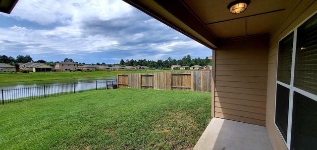 30911 E Lost Creek Boulevard, Magnolia, TX 77355