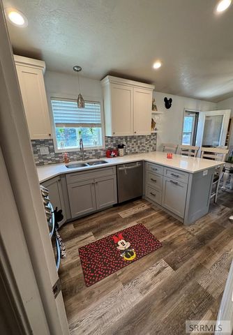 2312 E Oakmont Drive, Idaho Falls, ID 83404