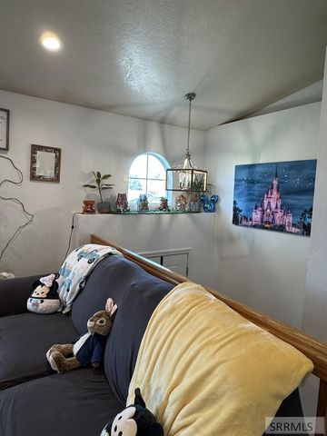 2312 E Oakmont Drive, Idaho Falls, ID 83404