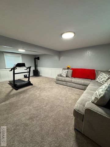2312 E Oakmont Drive, Idaho Falls, ID 83404