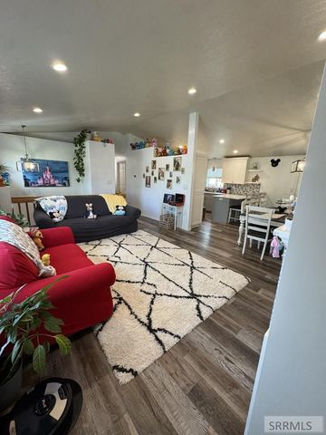 2312 E Oakmont Drive, Idaho Falls, ID 83404