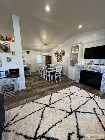 2312 E Oakmont Drive, Idaho Falls, ID 83404