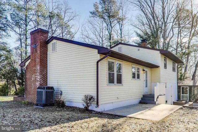 24313 MERVELL DEAN RD, Hollywood, MD 20636