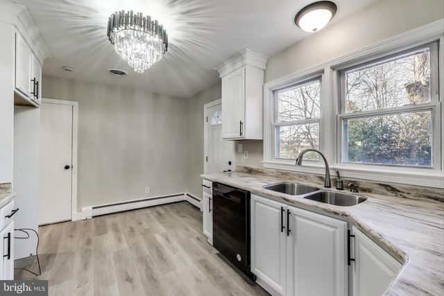 24313 MERVELL DEAN RD, Hollywood, MD 20636
