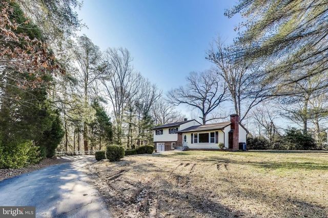 24313 MERVELL DEAN RD, Hollywood, MD 20636