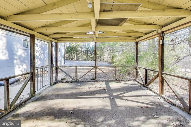 24313 MERVELL DEAN RD, Hollywood, MD 20636