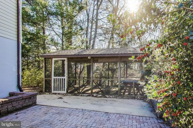 24313 MERVELL DEAN RD, Hollywood, MD 20636