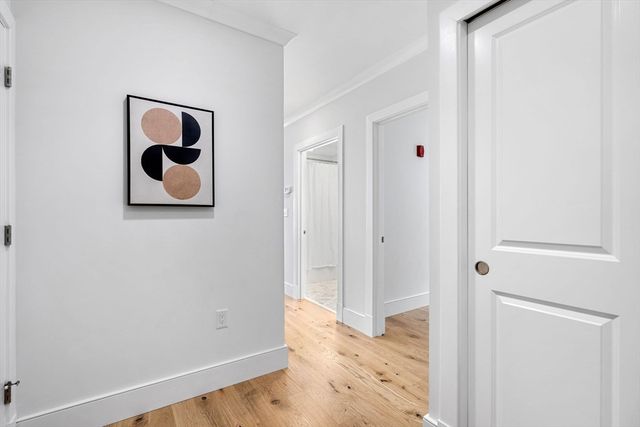 30 Polk St 208, Boston, MA 02129