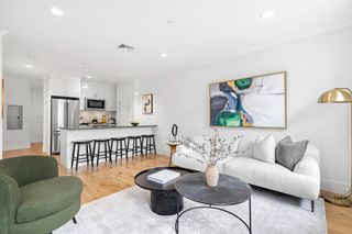 30 Polk St 208, Boston, MA 02129