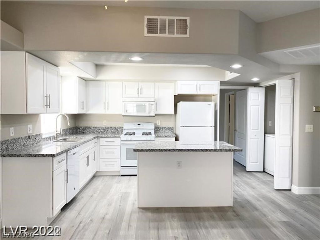 3601 Pintadas Street 102, Las Vegas, NV 89108