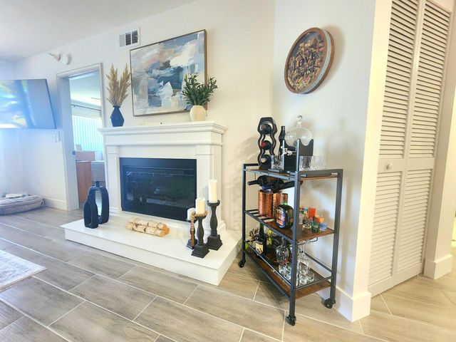 7751 Southampton Terrace 215, Tamarac, FL 33321