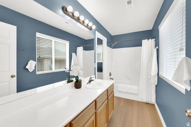 352 BAYSIDE DR, Saratoga Springs, UT 84045