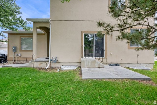 352 BAYSIDE DR, Saratoga Springs, UT 84045