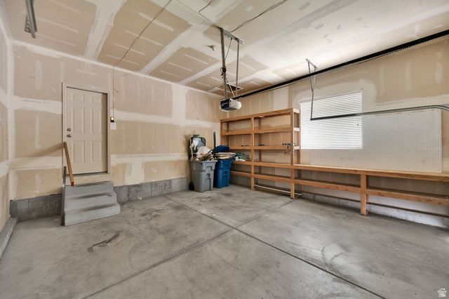 352 BAYSIDE DR, Saratoga Springs, UT 84045