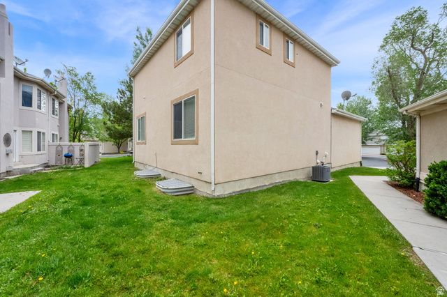 352 BAYSIDE DR, Saratoga Springs, UT 84045