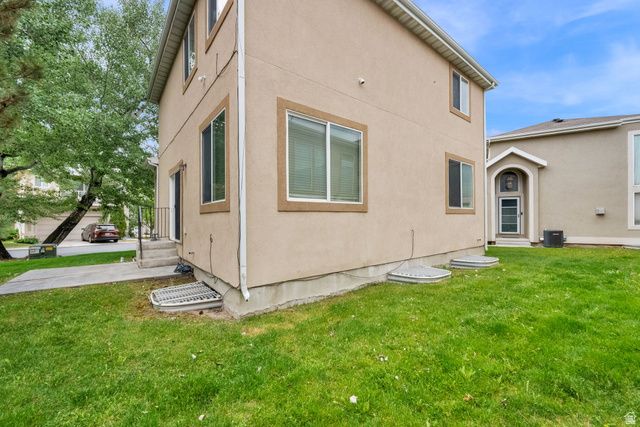 352 BAYSIDE DR, Saratoga Springs, UT 84045